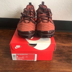 nike vapormax burnt orange